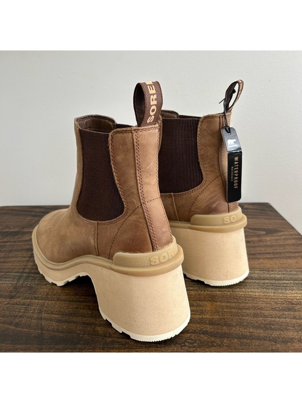 SOREL Women’s Hi-Line Heel Chelsea Boots, Size 7. - Picture 5 of 11